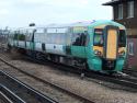 377149 At Clapham Junction.24/7/10