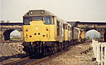 31255 and 31126 pass normanton station