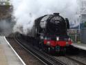 Flying Scotsman Passes Brentford 25 05 16