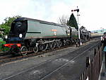 34007 Wadebridge leads 92203 into Toddington,24.05.08.