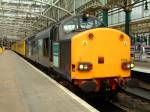 Class 37 609 + 069 Inside Platform 11 At Glasgow Central