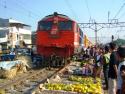 "langsam" Train Passing "duri" Station