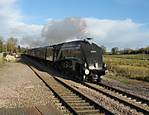 60009 Union Of South Afica passes Great Bedwyn. 01/12/07