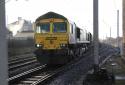 Freightliner 66 # 66585 @ Hest Bank 18/01/2011.